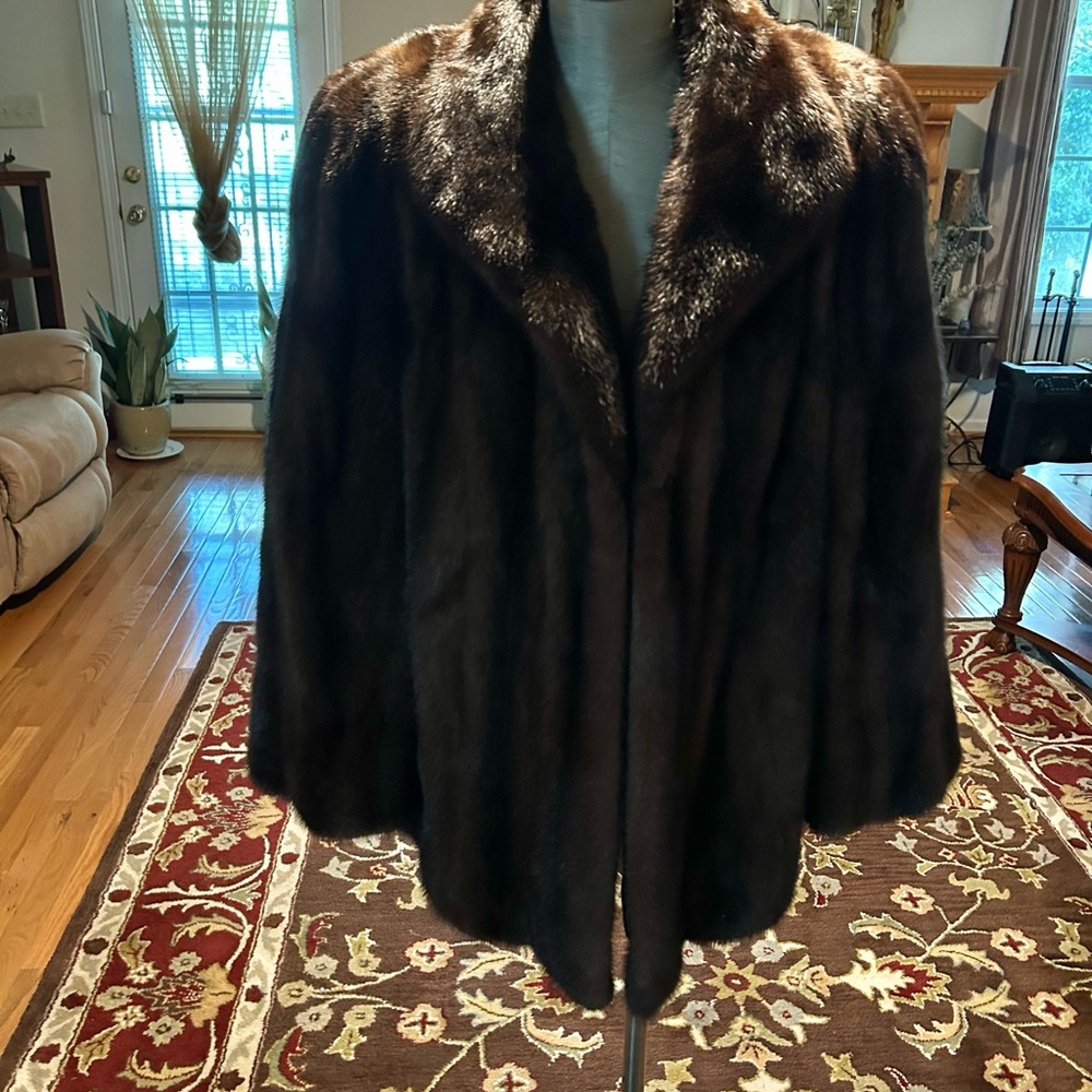 Genuine Scassi brown mink coat.                Exquisite and pristine.